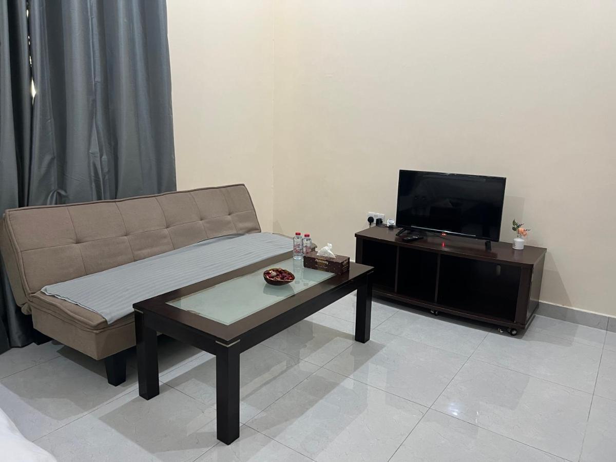 Cozy Private Studio Apartment Near Airport Abu Dhabi Exterior foto
