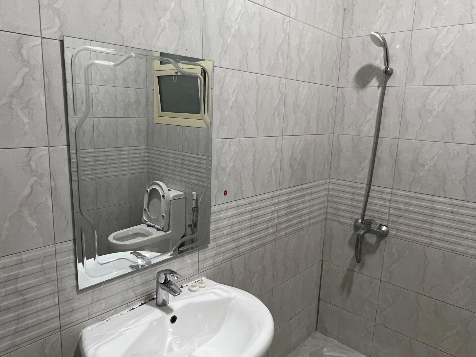 Cozy Private Studio Apartment Near Airport Abu Dhabi Exterior foto